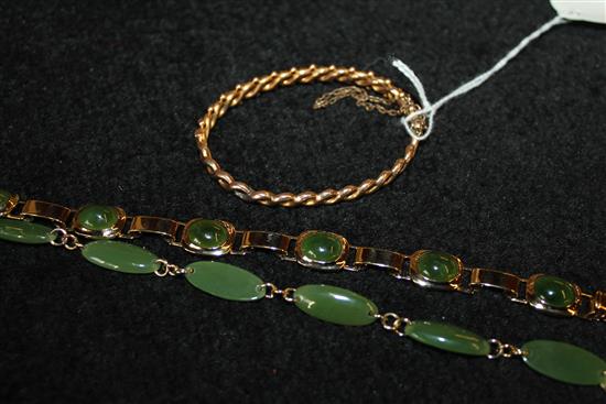 9ct two-colour gold pierced hinged bangle & two jade-set bracelets